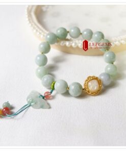 Alternative view of Vòng Cẩm Thạch mix charm Hồ Điệp size 10 li dành cho nữ tất cả các mệnh