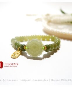 Vòng tay Ngọc Hoà Điền hạt vuông mix charm Sen - Ảnh 6