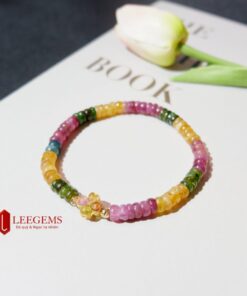 Alternative view of Vòng tay đá Tourmaline Cầu Vồng Mix charm cỏ bốn lá cực xinh