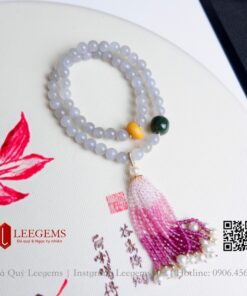 Alternative view of Vòng tay Ngọc hoà điền tím khói mix charm đá tua rua cùng hổ phách mật lạp size 06 li dành cho nữ tất cả các mệnh
