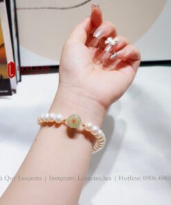 Lắc tay Ngọc trai tự nhiên mix charm hoa Ngọc hoà điền dành cho nữ không kén mệnh