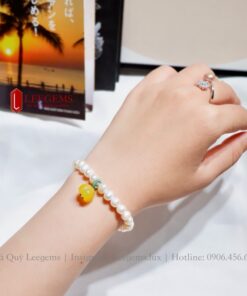 Lắc tay Ngọc trai tự nhiên mix charm hoa hổ phách dành cho nữ không kén mệnh - Ảnh 3