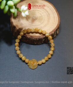 Alternative view of Vòng tay đá Thạch anh tóc vàng thiên nhiên mix charm hồ ly size 6li dành cho nữ mệnh Thổ - Kim