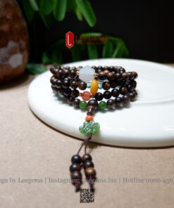 Chuỗi Trầm Sánh 6li 108 Hạt Mix Charm Bạch Ngọc, Hổ Phách, Ngọc Bích – Sang Trọng & Bình An I LEEGEMS