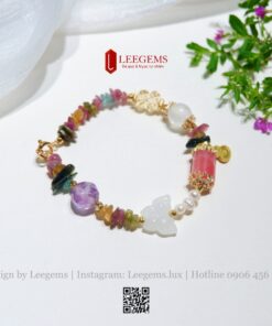 Vòng Tay Đá Tourmaline Vụn Mix Charm – Năng Lượng Đa Sắc & May Mắn