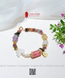 Alternative view of Vòng Tay Đá Tourmaline Vụn Mix Charm – Năng Lượng Đa Sắc & May Mắn