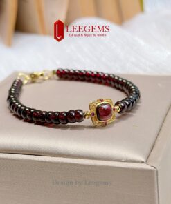 Lắc Tay Đá Garnet Vip – Dạng Hạt Bánh Xe mix Charm Đá Quý – Sang trọng, quyến rũ & phong thủy mạnh cho mệnh Hỏa – Thổ I Leegems - Ảnh 6