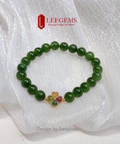 Vòng tay Ngọc Bích tự nhiên 8li mix charm Cỏ 4 Lá – Hợp tất cả mệnh | Leegems