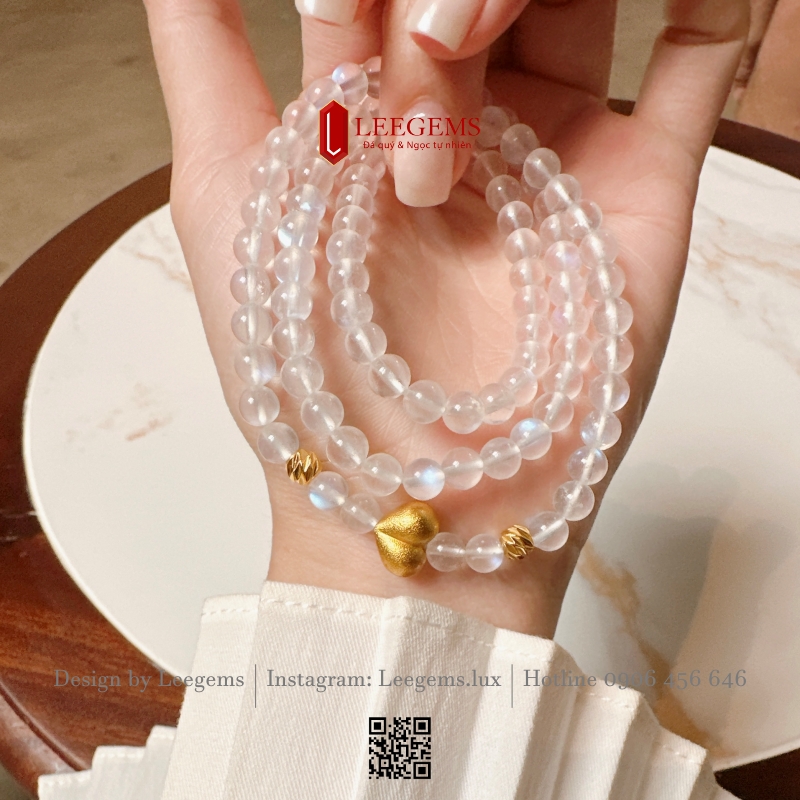 Chuỗi Vòng Tay Moonstone Tự Nhiên Mix Charm Trái Tim Vàng S925 – Size 6 mm – Quấn 3 Vòng Hợp mệnh Kim & Thủy I Leegems - Ảnh 2