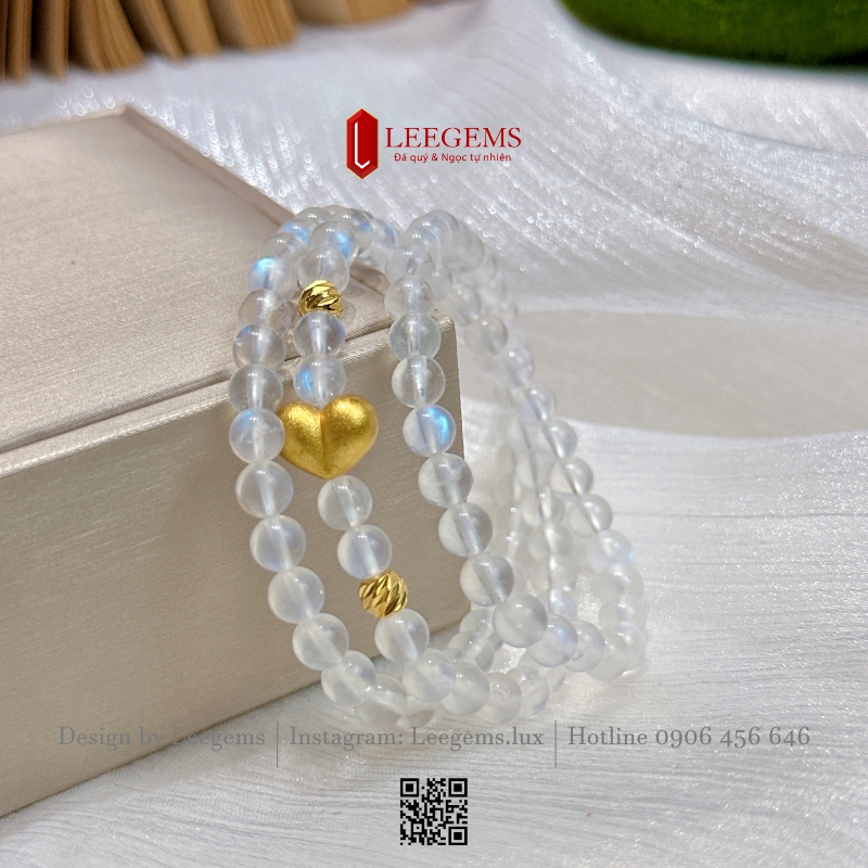 Chuỗi Vòng Tay Moonstone Tự Nhiên Mix Charm Trái Tim Vàng S925 – Size 6 mm – Quấn 3 Vòng Hợp mệnh Kim & Thủy I Leegems - Ảnh 4